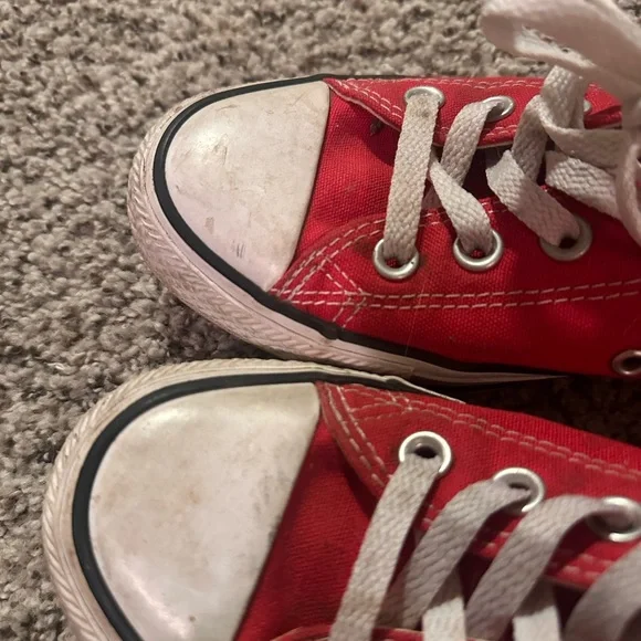Women’s Red Converse - Picture 8 of 12
